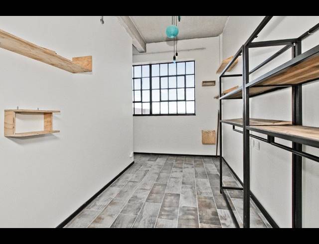 1 BEDROOM APARTMENT FOR SALE IN MABONENG